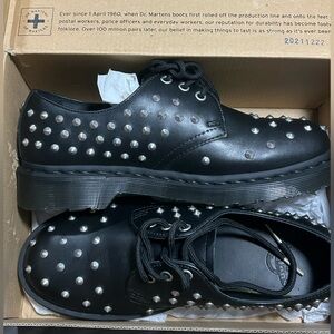 1461 Dr. Martens Unisex Studded Oxford